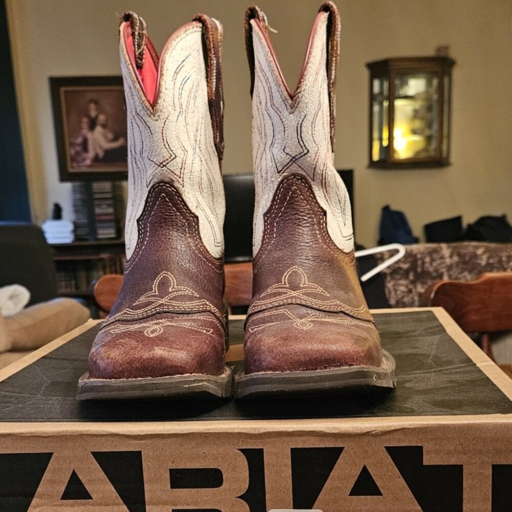 Ariat Ranchbaby II Boots, size 7 1/2 M
